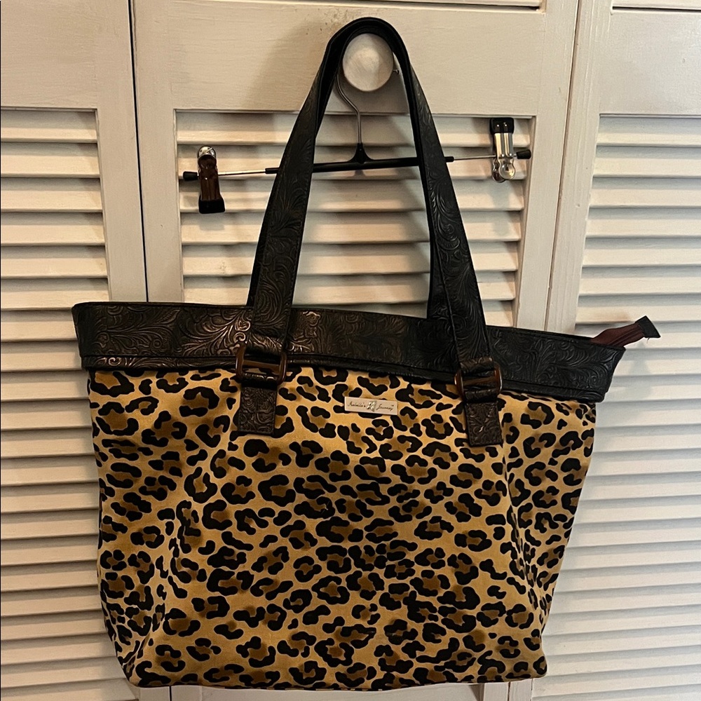 #1029+ Leopard Print Tote Bag with Black Accents - Picture 8 of 10